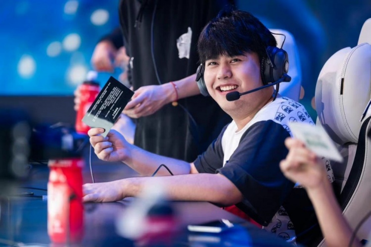 而尤文方面 而尤文方面