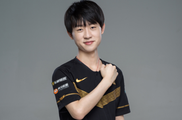 他自己在赛 他自己在赛