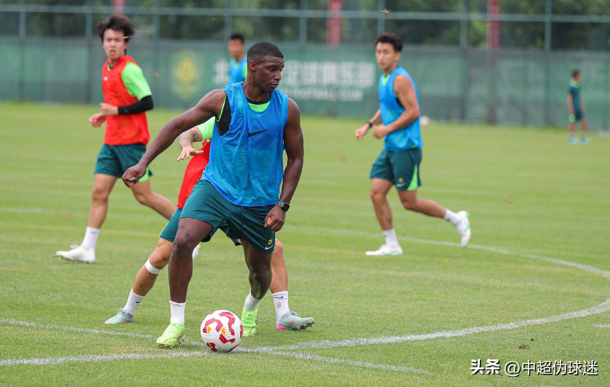 他的灵活跑 他的灵活跑